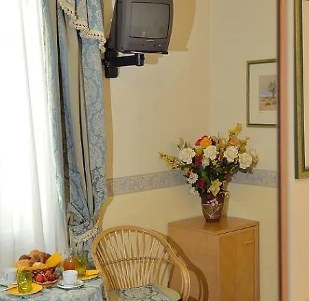 Angelica Bed & Breakfast 3*