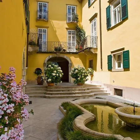 Angelica Bed & Breakfast 4*